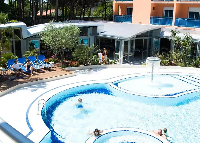 Hotel Grand Esplanada 4*