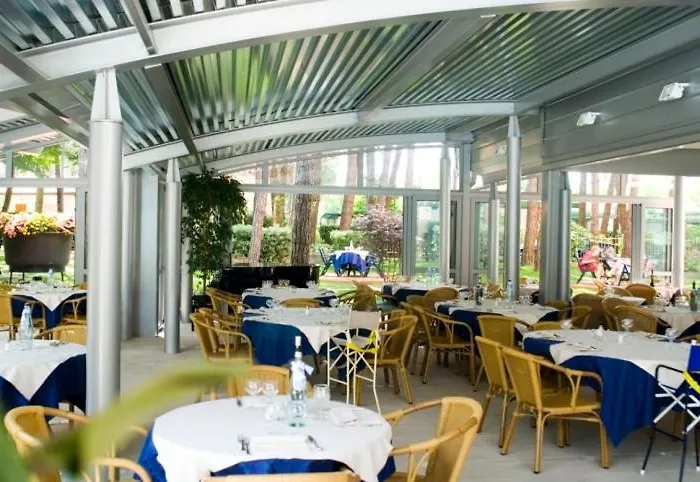 Hotel Grand Esplanada