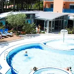 Szálloda Grand Esplanada 4*