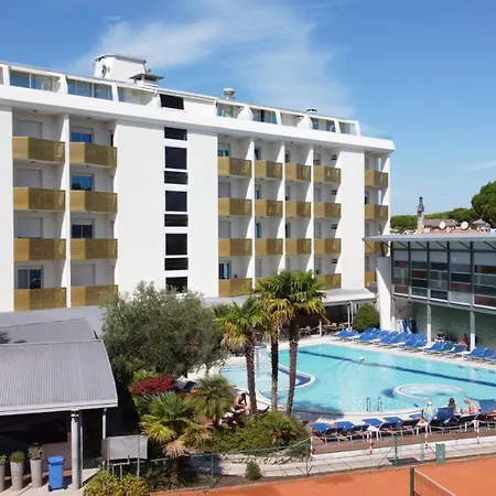 Szálloda Grand Esplanada 4*
