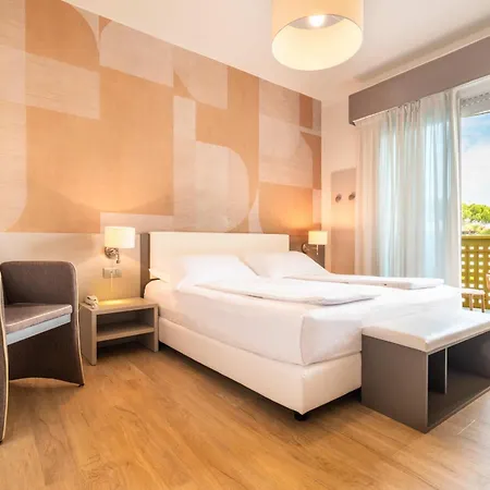Grand Esplanada 4* Бибионе