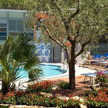 Hotel Grand Esplanada