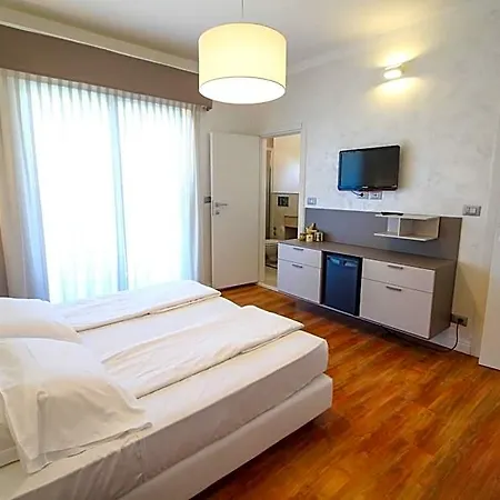 Grand Esplanada Hotel