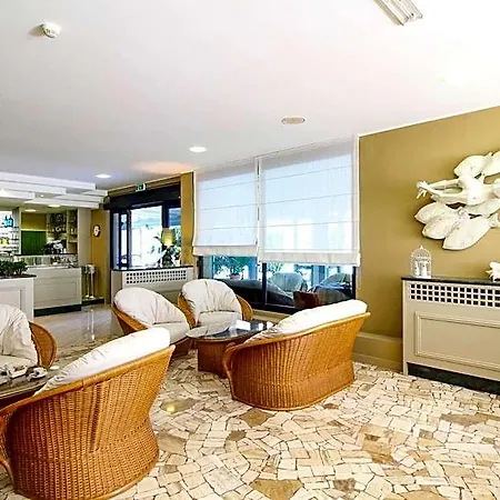 Grand Esplanada 4*