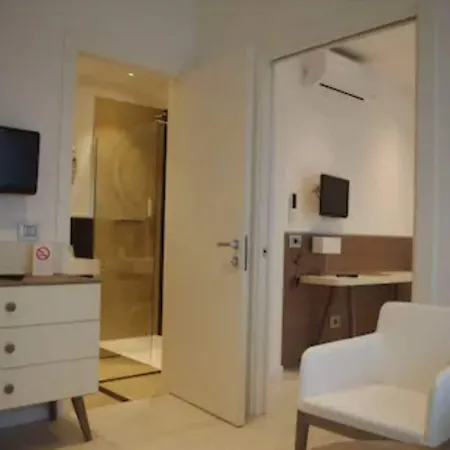 Hotel Grand Esplanada 4*