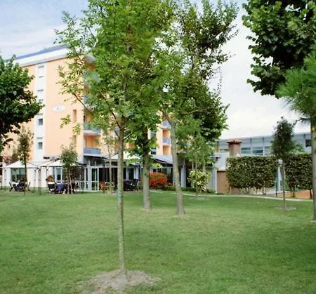 Hotel Grand Esplanada