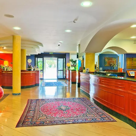 Grand Esplanada Szálloda 4*