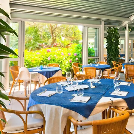 Grand Esplanada Szálloda 4*