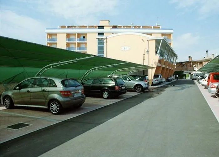 Grand Esplanada Hotel